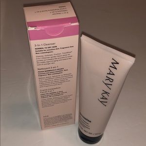 Mary Kay timewise 3-in-1 cleanser 🧼🧴